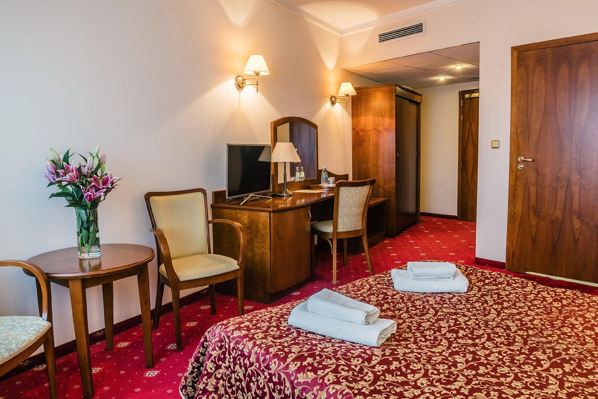 Hotel Sympozjum & Spa Krakow Exterior photo